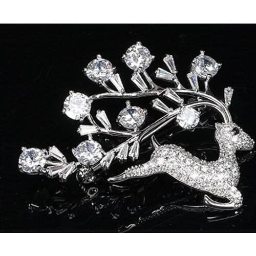 Elegant Jumping Reindeer Pin Brooches Micro Pave CZ Antlers Animal Brooches Jewelry For Women