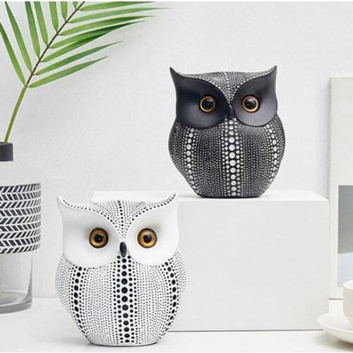 2021 New Style Lovely Bird Owl Resin Model Figurine Ornament Craft Office Home Desktop Decor Collection Cute Gifts for Friends