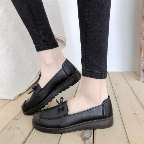 2021 New Tennis Shoes Women Light Soft Sneakers Breathable Woman Gym Sports Shoes Zapatillas Deportiva Mujer Tenis Feminino