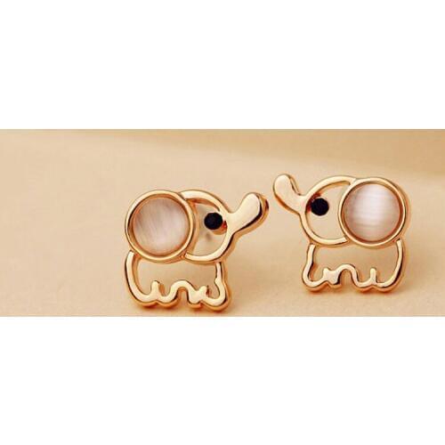 South Korean Counter Genuine Fashion Cute Little Baby Elephant Earrings Wild Female Cats Eye Jewelry New Umbilicaria 017