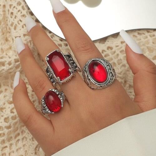 3pcs/set 2021 New Trend Retro Inlaid Red Crystal Geometric Carved Ring Female Simple Fashion Ladies Party Banquet Jewelry Gift