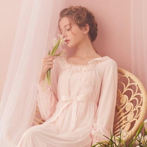 Free Shipping 2017 New Autumn Two layers Princess Nightdress Vintage Pijamas Womens Long Nightgown Pink and Purple Nightshirt