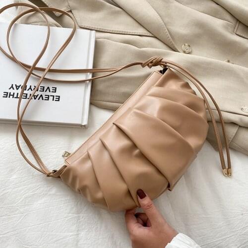 Luxury Designer New Cloud Shape Women Day Clutch Bag Pleated Dumpling Shoulder Messenger Bag Small Cute Lady Crossbody Handbag