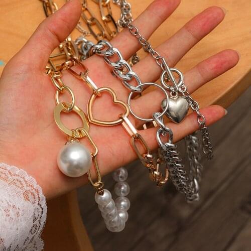 Vintage Multi-layer Heart Coin Chain Necklace For Women Choker Portrait Lock Womens Necklaces Fashion Jewelry Party Accessories