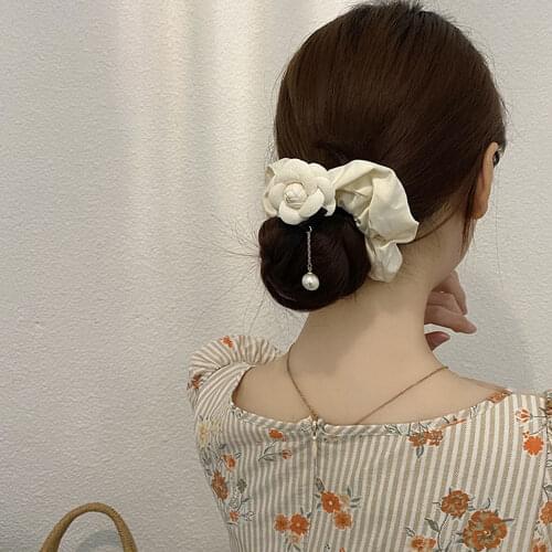 Fashion Elegant Camellia Hair Ties Ropes Women Pearl Tassel Elastic Hair Bands Hair Rope Girls Accessories Headwear