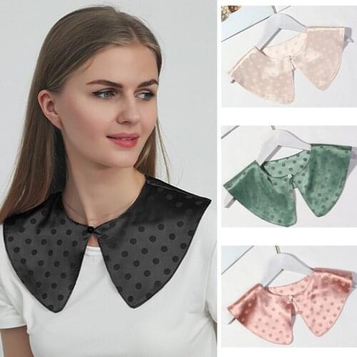 False Collar in Sweet Fresh Style Mini Cape Must-Have Shoulder Accessories Detachable Collar with Fixing Button