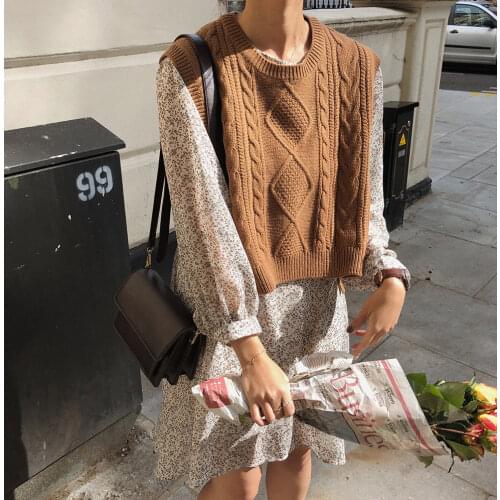 Bornsra Girls Pullover Vest Sweater Autumn Winter Short Knitted Women Sweaters Vest Sleeveless Warm Sweater Casual Oversize