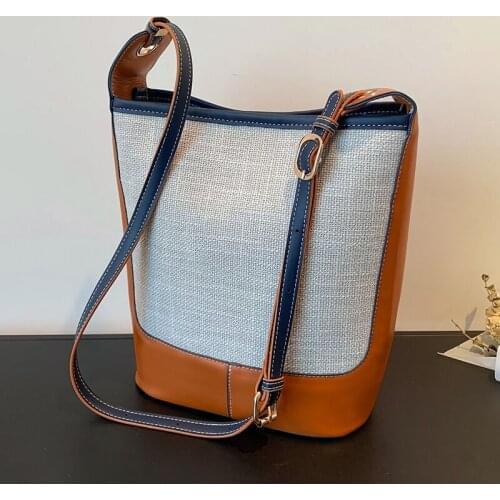 Small Chic Shoulder Bags for Women Panelled Designer Handbags Luxury Soft Leather Ladys Messenger Bag Simple Retro Crossbody Bag