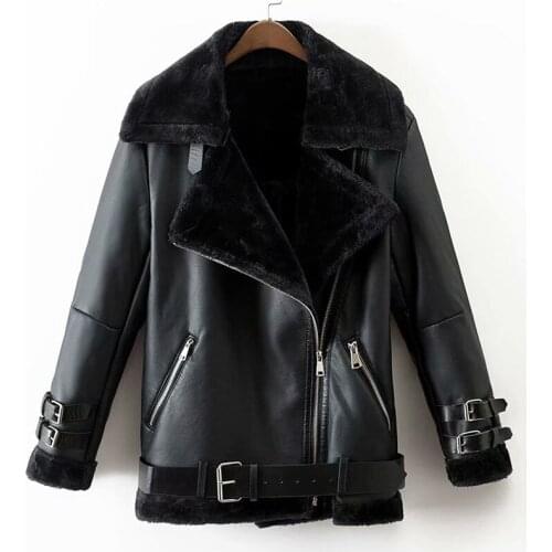 2020 New Winter Motorcycle Velvet Jacket Female Short Lapels Fur Thick Lamb Fur Coat Female Casual Zipper PU Leather Overcoats