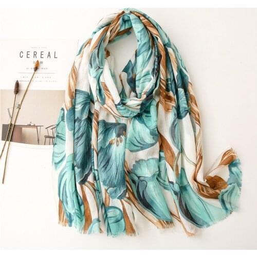 2021 Vintage Women Scarf Flower Print Hijab Store Shawls and Wraps Long Tassel Female Foulard Pashmina Bandana Headscarf