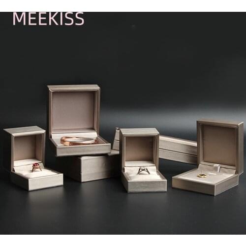 New Jewelry box Satin cloth jewelry box Display Holder with Detachable Lid Ring Box gift jewelry box Necklace box