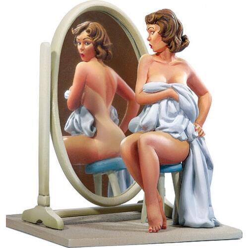 1/22 Scale 80mm Poker Girl D models sexy figure Resin Model Kit Free Shipping