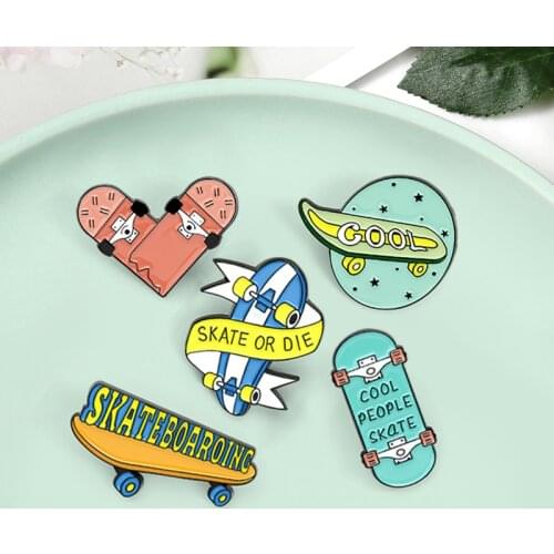 Cool People Skate Brooches Skateboarding Skate or Die Enamel Pin Sports Love Skating Lapel Pin Badge Jewelry Gift for Friends