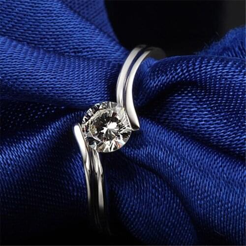 Pretty 0.5Ct Round Cut Silver Diamond Ring 925 Sterling Silver Rings for Women Engagement Jewelry