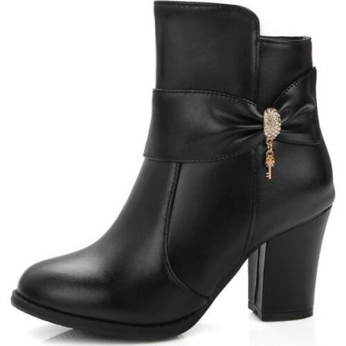 Butterfly Knot Sweet Round Toe Side Zipper Ankle Boots Womens Winter Rhinestone Patent Leather Bota Feminina Fashion Party Shoes