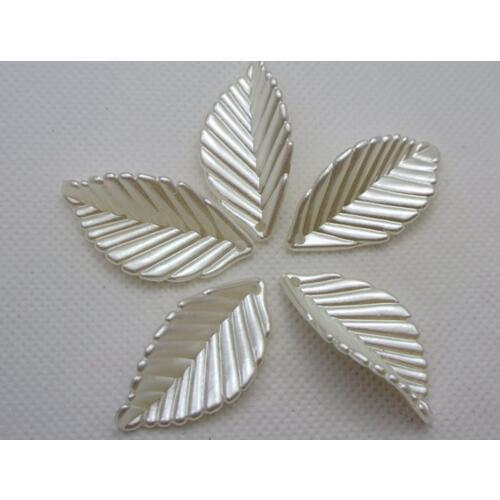 50 Ivory Acrylic Pearl Feather Leaf Leaves Beads Charm 36X19mm Sew On Craft