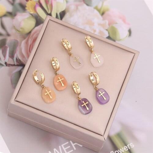 HCyes Women's Gold Earrings