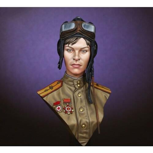 New Unassembled 1/10 Su jun female tankhand 1945 soldier Figures Resin Kit DIY Toys Unpainted kits