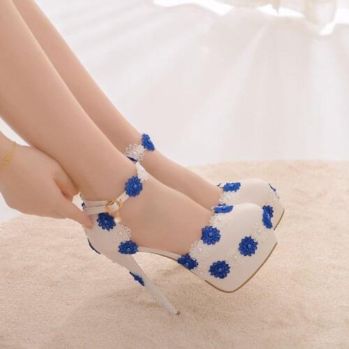 Wedding Shoes Bride Round Toe Platform Pumps High Heels Lace Flower Pearl Dress Stage Single Shoe Ankle Strap Thin Heels Sandals