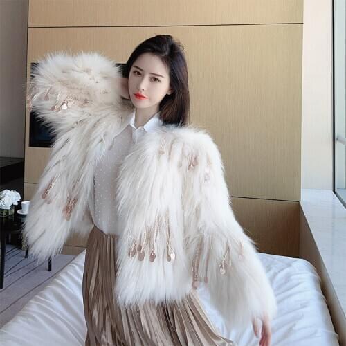 Imported American Raccoon Dog Fur Grass Coat Thick Warm High Quality Women Fashion Tassel Sequin Nail Beads Winter Jacket Wear