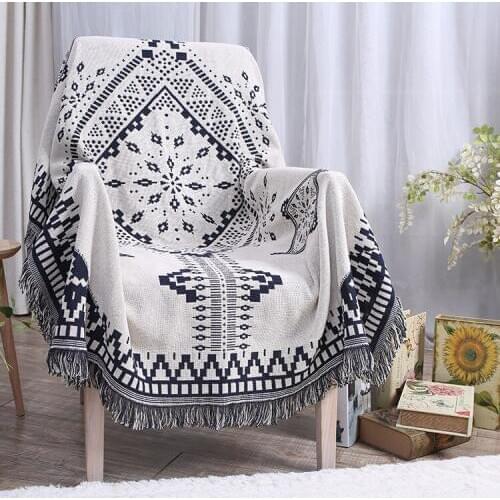 Cotton Blue and White Geometry Sofa Blanket Classical Office Lunch Full Cover Air Conditioning Multi Functional Knitting Blanket