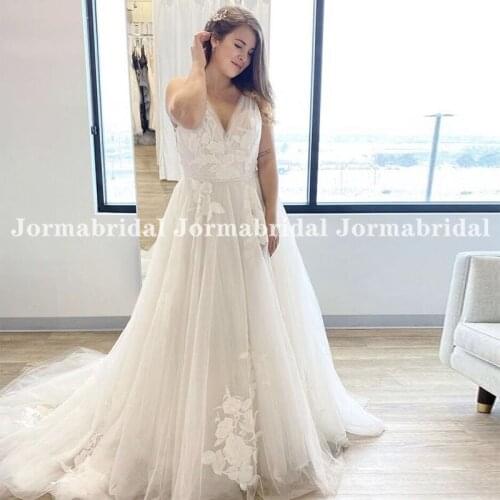 Romantic Boho Wedding Dresses With Floral Appliques Pearls Sash Plus Size Tulle Bride Gown Open Back Light Weight Bridal Dress