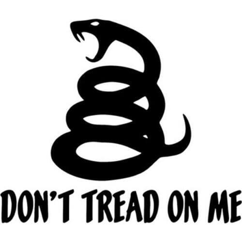 13*11CM DON'T TREAD ON ME Snakes Car Stickers Motorcycle Decals Car Styling Black/Silver C1-0050