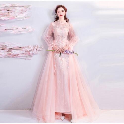 Light Pink Prom Dresses O-Neck Illusion Long Sleeves Full Length Lace Appliques Long Prom Gown vestido longo festa gala In Stock