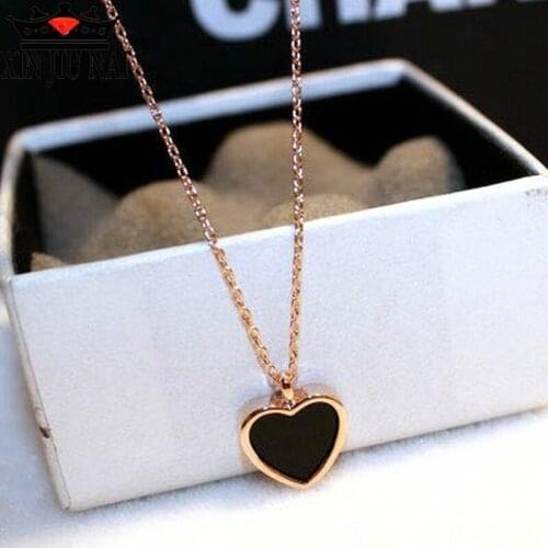 Summer new net red ins lady temperament wild heart-shaped double-sided clavicle chain short necklace 18K rose gold color