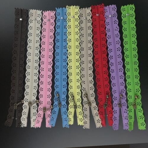 10Pcs DIY Nylon Coil Lace Zipper Zippers + Puller for Tailor Sewer Craft Bag Womens Fashion 20cm Apparel Sewing Fabric Zippers
