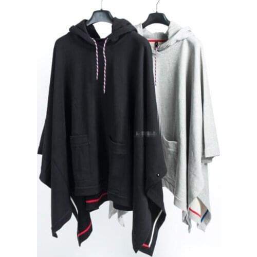 2017 New Mens clothing Mantissas cloak sweatshirt cape loose batwing shirt with hood plus size batwing sleeve Singer costumes
