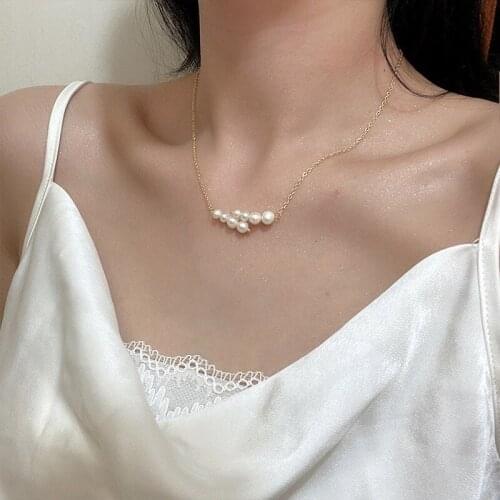U-Magical Simple Freshwater Pearl Gold Color Pendant Necklace for Women French Retor Beaded Chain Necklace Jewelry Girls Gift