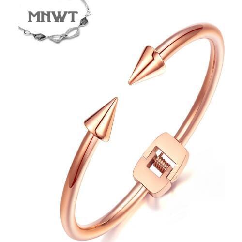 MNWT Charm Conical Design Bangle For Women Rose Gold Colors Top Quality High Polished Steel Color Arrows Womens Gifts Bracelet