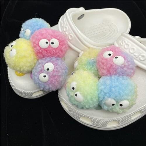 Croc Charms DIY Shoe Decorations Cute Plush Ball Clogs Charms 3D Colorful Plush Ball Cartoon Clogs Buckle Make Your Shoes Unique