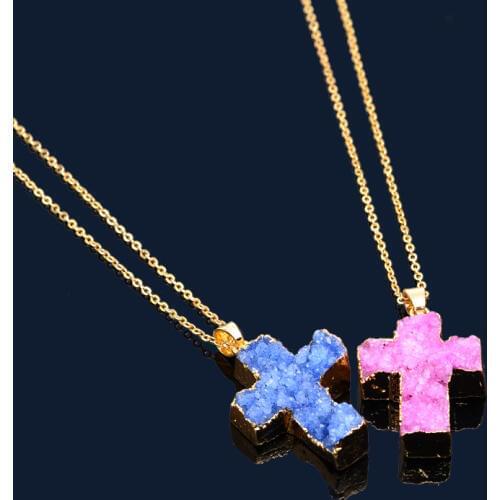 Vendimia Gold Pendants