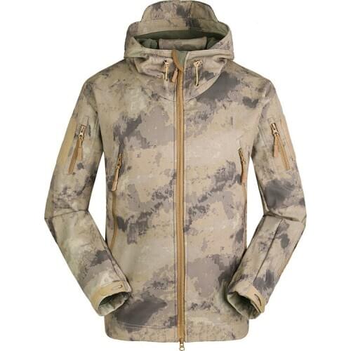 2020 mens Military Camouflage Lurker Shark Skin V7 Army Tactical Soft Shell Jacket Waterproof Warm Plus velvet Hooded Coat