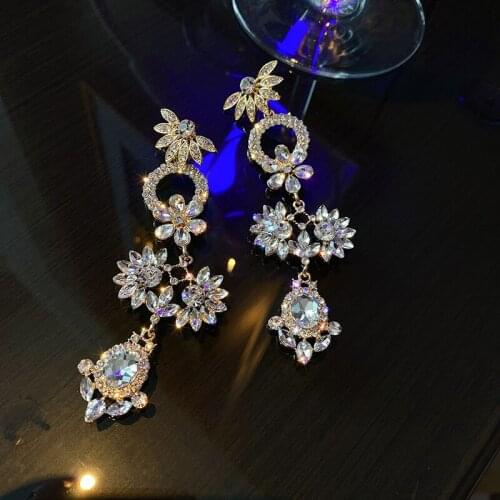 OLIRAFT 2021 New Fashion Rhinestone Waterdrop Flower Baroque Long Drop Earrings Korean Elegant Women For Engagement Jewelry