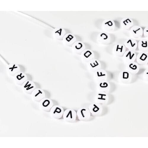 Lacoogh 100Pcs Dia 7mm Hole 2mm Acrylic Flat Letter Carving Round Beads Fashion Jewelry Letter For DIY Craft &Jewelry Making