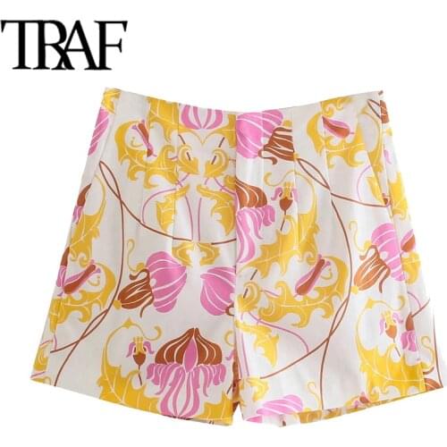 TRAF Women Chic Fashion With Darts Floral Print Bermuda Shorts Vintage High Waist Zipper Fly Female Short Pants Mujer