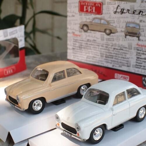 1/43 Soviet Union FSO SYRENA104 Vintage Classic Toy Cars Alloy Metal Die Cast Collection Model Toys Car