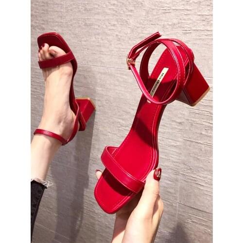 Black simple Roman womens shoes summer new all-match mid-heel high-heel fashion temperament sandals