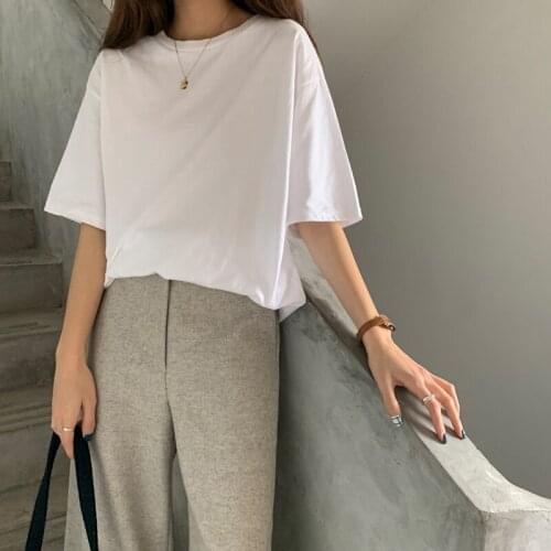 Design Niche White Bottoming Shirt Top Womens 2021 New Summer Tide Loose Cotton Short-sleeved T-shirt