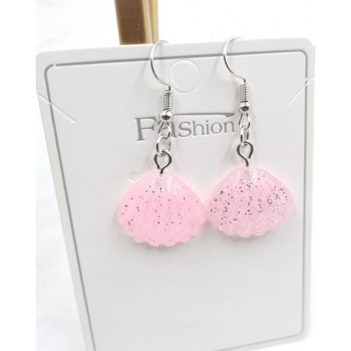 1 Pair of Creative 5-color Resin Sequined Shell Mini Earrings for Lady Cute Candy Color Ear Hook Gift
