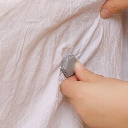 4pc/set Coverlet Sheet Holder Fixing Clips Bed Sheet Slip-Resistant Holders Clamps Clips Mattress Fasteners Grippers Holder