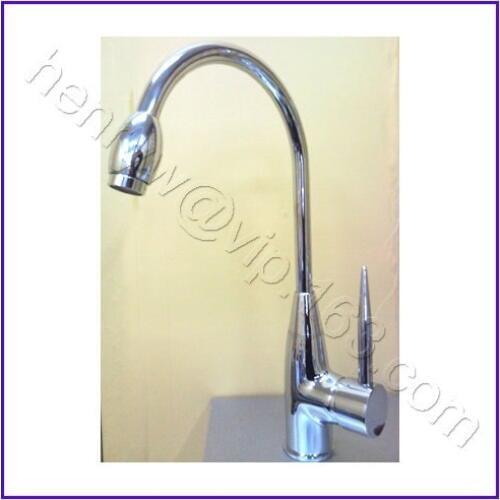 L15003 - Luxury Deck Mounted Chrome Color Brass Material Single Lever Kitchen Mixer Tap