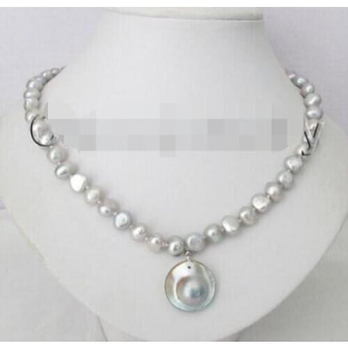 P8101 -17" 8-9mm gray baroque freshwater pearl necklace + 22mm gray Mabe pendant