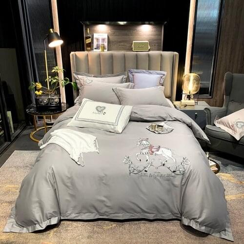 Luxury embroidery horse Bedding Set egyptian cotton Bed Linens Bed Sheet Set Bedclothes Queen/King Size Bed cover 4pcs