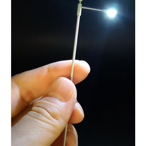 3/PCS Model Railway Train Lamp Post Street Lights HO N TT Scale LED/Modern Style Boulevard /Highway / Parking Area Lights/Layout