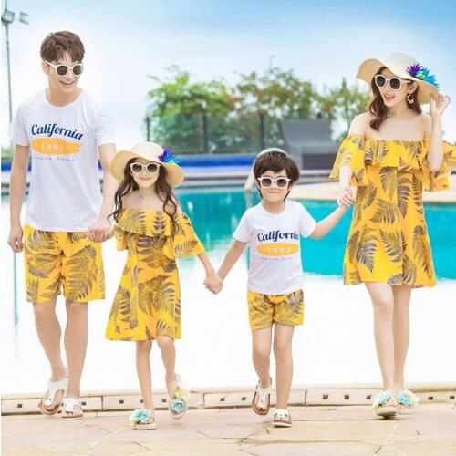 Family Matching Outfits Summer Couple Beach Wear Clothes Men Boys Cotton Short Sleeves T shirt Pants Women Girls Dress SA1387