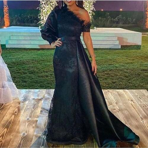 2020 Aso Ebi Stylish Lace Prom Dresses One Shoulder Long Sleeves Formal Evening Dresses Party Wear Plus Size Feather Arabic Rece